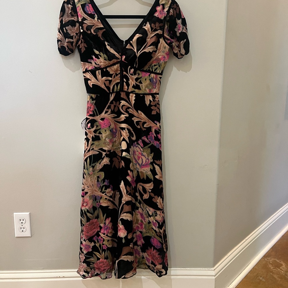 Dress the Population Velvet Midi Dress NWT.